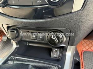 Xe Nissan Navara SL 2.5 MT 4WD 2016