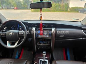 Xe Toyota Fortuner 2.8V 4x4 AT 2018