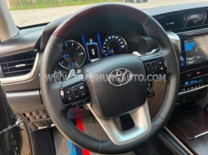 Xe Toyota Fortuner 2.8V 4x4 AT 2018