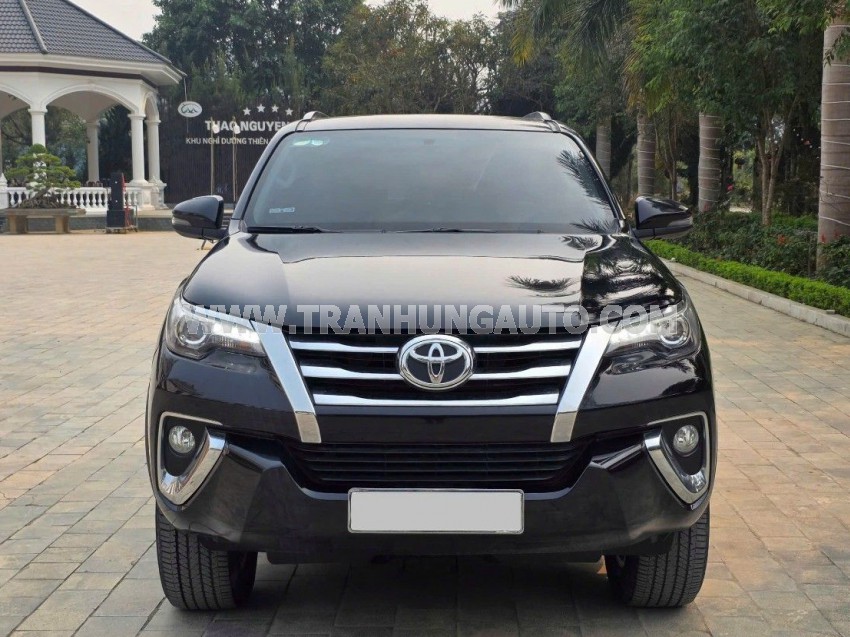 Toyota Fortuner 2.8V 4x4 AT 2018