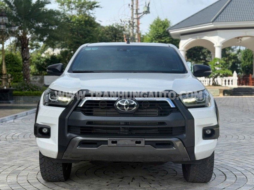 Toyota Hilux 2.8L 4x4 AT