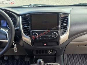 Xe Mitsubishi Triton 4x4 MT 2015